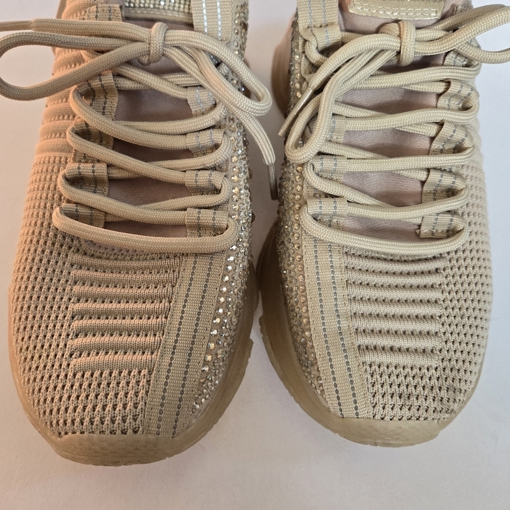 Steve Madden Womens Maxima Beige neutral jewel Sneaker Size 7.5 - Picture 8 of 8